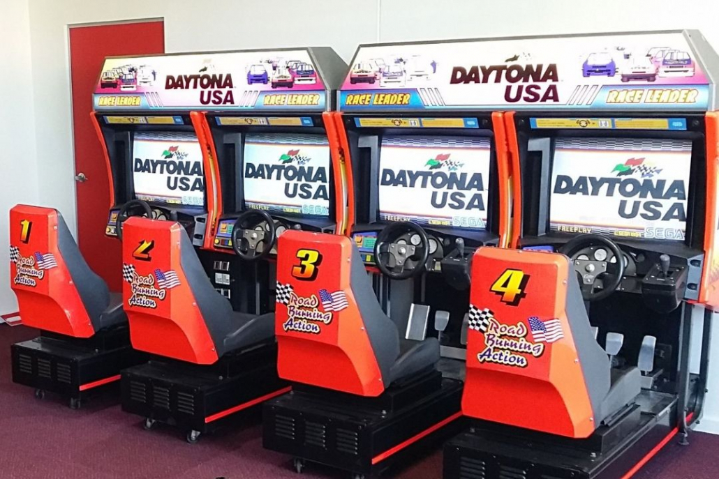 Daytona Arcade Machine