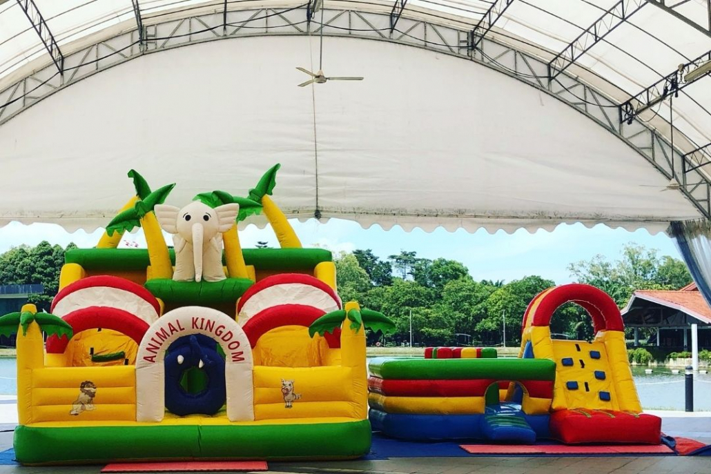 Animal Kingdom Bouncy Castle